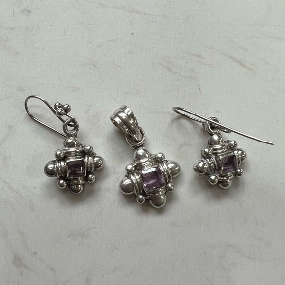 Vintage Sterling Silver Amethyst Brooch & Earring set - Picture 10 of 12